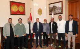 Kars Valisi Ziya Polat, Sarıkamış Kayak ve Snowboard Eğiticileri Derneği Heyetini Kabul Etti