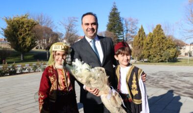 Bakan Kacır: “Savunma Sanayisine Yönelik Gıda Üretimi Yapalım”