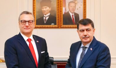 TİM Ankara Temsilcisi Salih Güner Gülyeşil’den Ankara Valisi Vasip Şahin’e Nezaket Ziyareti