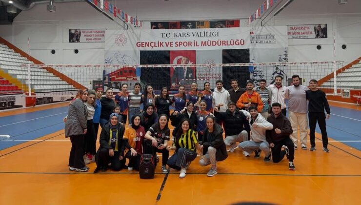 Yurt Lig Voleybol Final Müsabakaları Nefes Kesti
