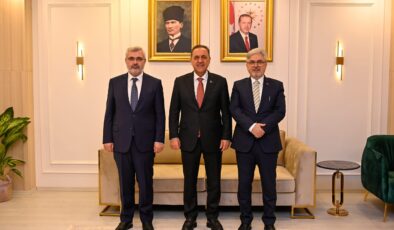 Bakan Yardımcısı Yelkenci’den Yalova’da Valilik ve Eğitim Ziyareti