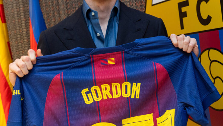 Barcelona, İngiliz Kanat Oyuncusu Anthony Gordon’ı Kadrosuna Kattı
