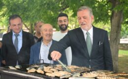 Bursa Balık Festivali’ne Yoğun İlgi: 3 Bin Balık Ekmek İkram Edildi