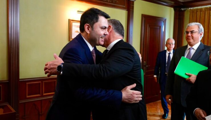 Bakan Kurum Rusya’da Temaslarda Bulundu