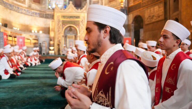 İstanbul’da 15 Temmuz Şehitleri İçin 253 Hatim Programı Düzenlendi