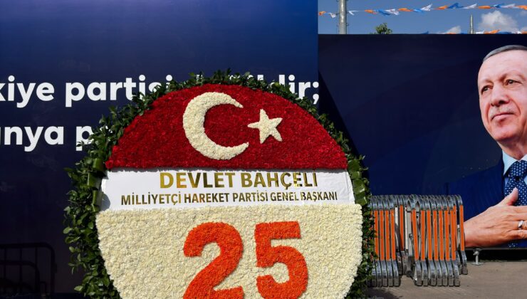 MHP Lideri Bahçeli’den AK Parti’nin 25. Kuruluş Yıl Dönümüne Özel Tebrik Çelengi