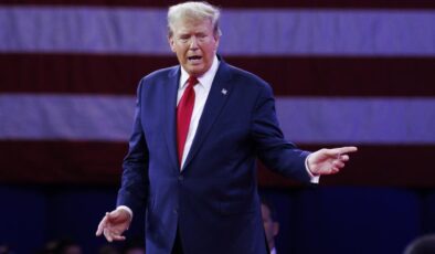 Trump: İran’a Karşı Askeri Seçenekler Masada Kalmaya Devam Ediyor