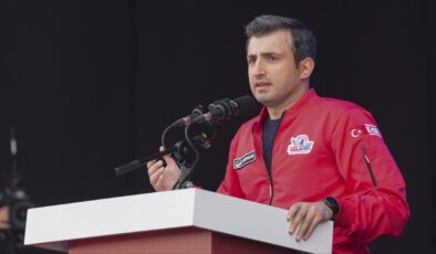 Selçuk Bayraktar: Mavi Vatanın Tek Bir Damlasından Dahi Vazgeçmeyiz